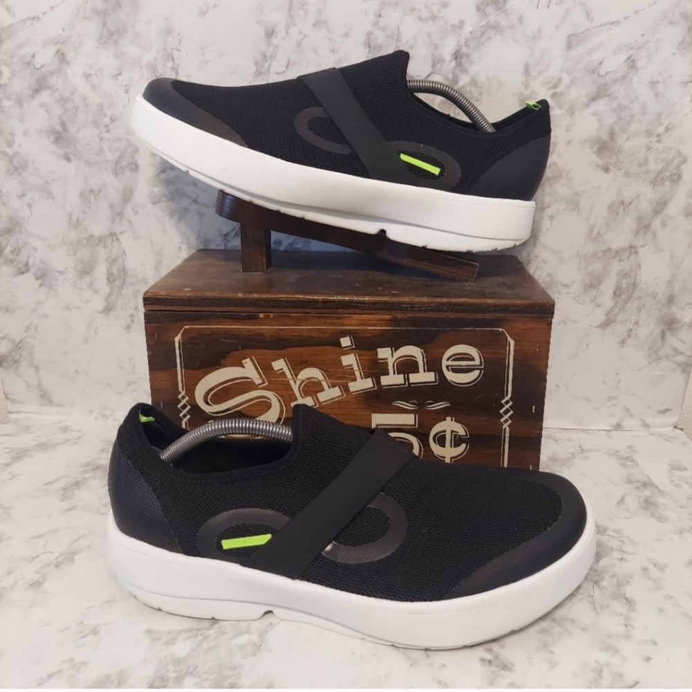 Pre-owned OOFOS oomg Fibre low